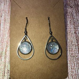 Color Street Dangle Earrings